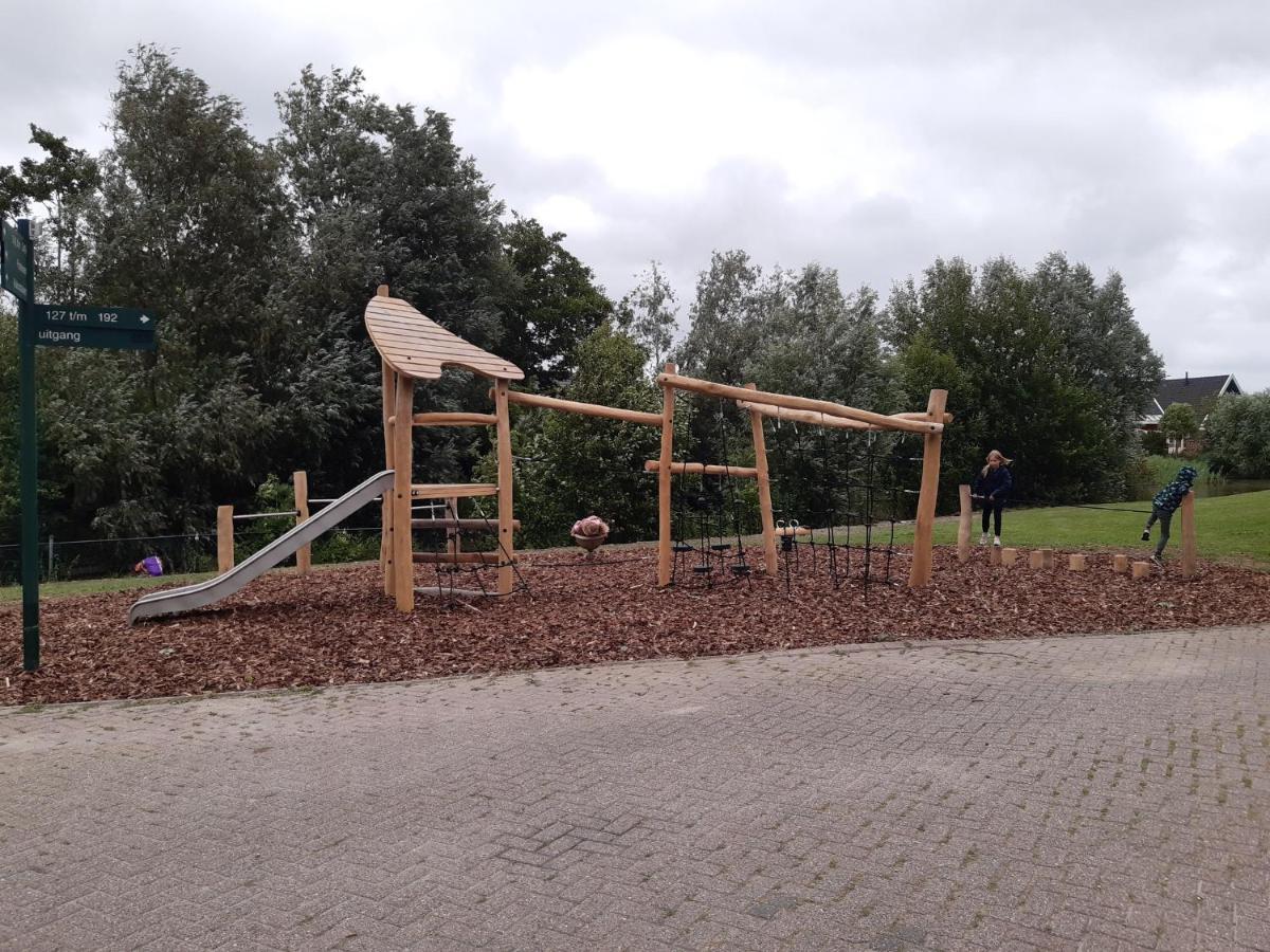 Luxe Zomerwoning Met Omheinde Tuin Voor Hond En Kinderen Dirkshorn Kültér fotó
